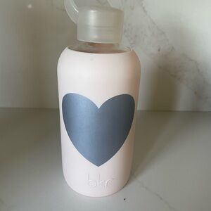 bkr Blush Pink Bottle with Slate Heart